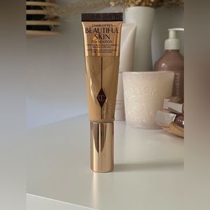 Charlotte Tilbury, Beautiful skin foundation, shade 6 neutral